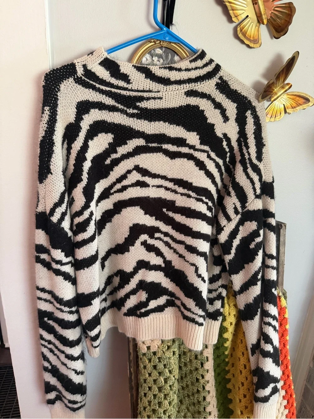 SHEIN Black and Cream Zebra-Print Crewneck Sweater